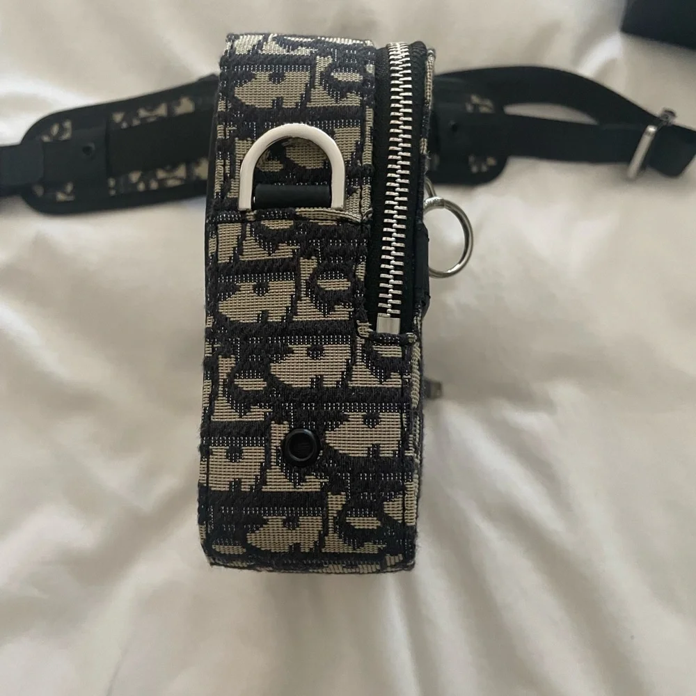Dior Oblique Safari Messenger Bag - Picture 4 of 7